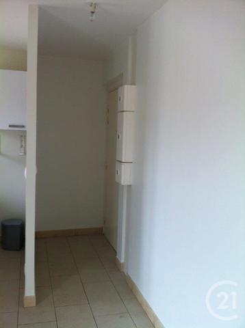 appartement à louer - 2 pièces - 42.23 m2 - VIRY CHATILLON - 91 - ILE-DE-FRANCE - Century 21 Viry Plein Coeur appartement à louer - 2 pièces - 42.23 m2 - VIRY CHATILLON - 91 - ILE-DE-FRANCE - Century 21 Viry Plein Coeur