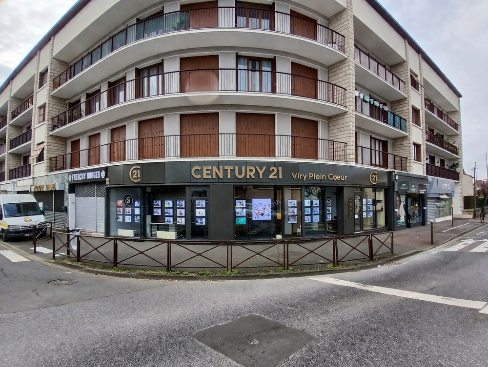 l'équipe de l'agence Viry Plein Coeur