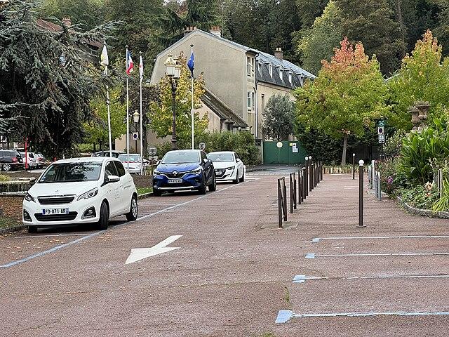 Viry-Châtillon - Immobilier - CENTURY 21 Viry Plein Cœur - Place de la République