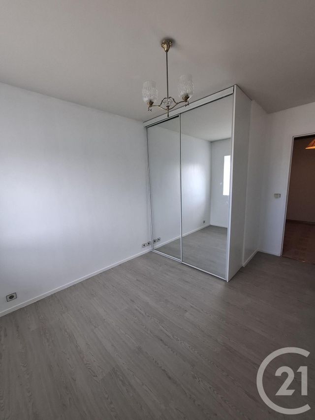 Appartement F2 à louer - 2 pièces - 51.42 m2 - VIRY CHATILLON - 91 - ILE-DE-FRANCE - Century 21 Viry Plein Coeur