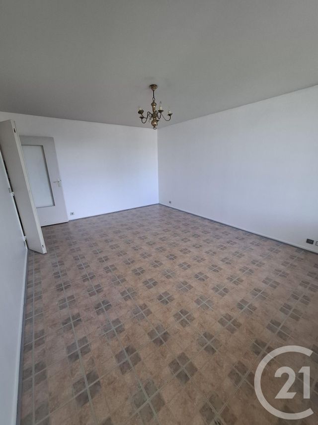 Appartement F2 à louer - 2 pièces - 51.42 m2 - VIRY CHATILLON - 91 - ILE-DE-FRANCE - Century 21 Viry Plein Coeur