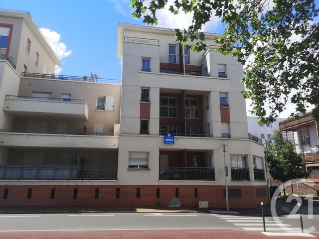Appartement Duplex à louer - 2 pièces - 47.5 m2 - JUVISY SUR ORGE - 91 - ILE-DE-FRANCE - Century 21 Viry Plein Coeur