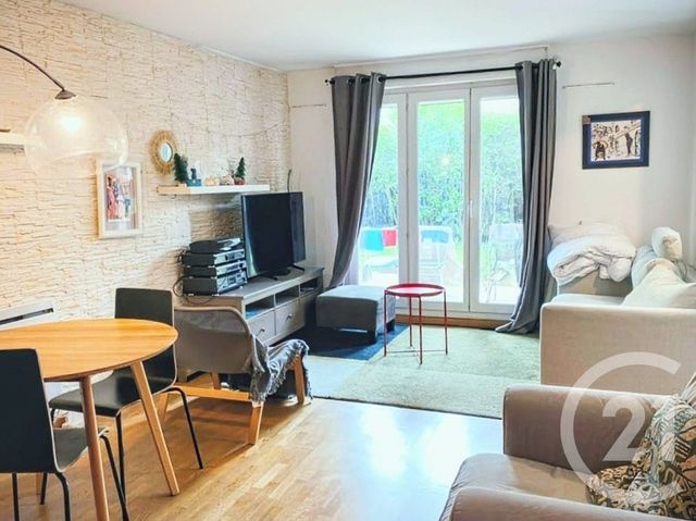 Afficher la photo en grand Appartement à vendre - 3 pièces - 63.79 m2 - VIRY CHATILLON - 91 - ILE-DE-FRANCE - Century 21 Viry Plein Coeur