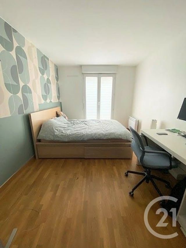 Afficher la photo en grand Appartement à vendre - 3 pièces - 63.79 m2 - VIRY CHATILLON - 91 - ILE-DE-FRANCE - Century 21 Viry Plein Coeur