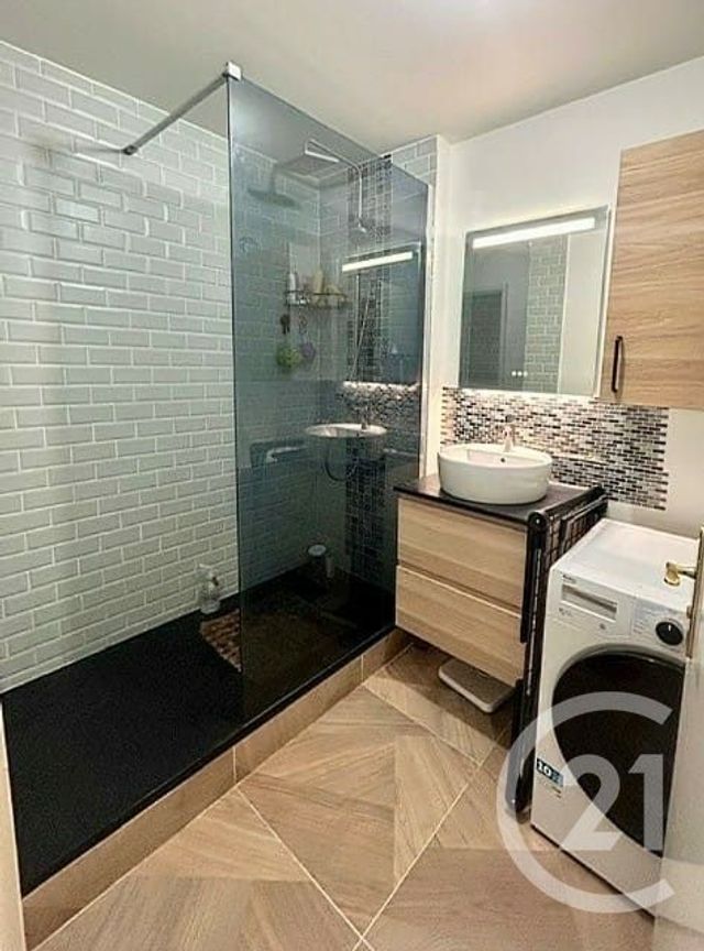 Afficher la photo en grand Appartement à vendre - 3 pièces - 63.79 m2 - VIRY CHATILLON - 91 - ILE-DE-FRANCE - Century 21 Viry Plein Coeur