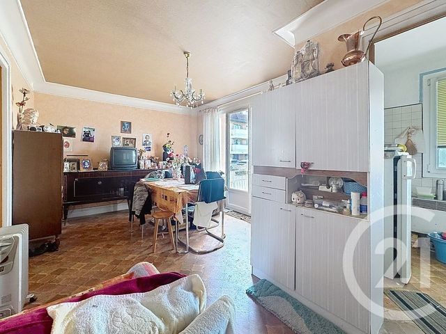 Appartement F3 à vendre - 3 pièces - 47.2 m2 - VIRY CHATILLON - 91 - ILE-DE-FRANCE - Century 21 Viry Plein Coeur