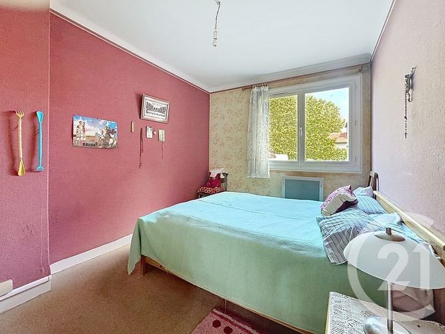 Appartement F3 à vendre - 3 pièces - 47.2 m2 - VIRY CHATILLON - 91 - ILE-DE-FRANCE - Century 21 Viry Plein Coeur