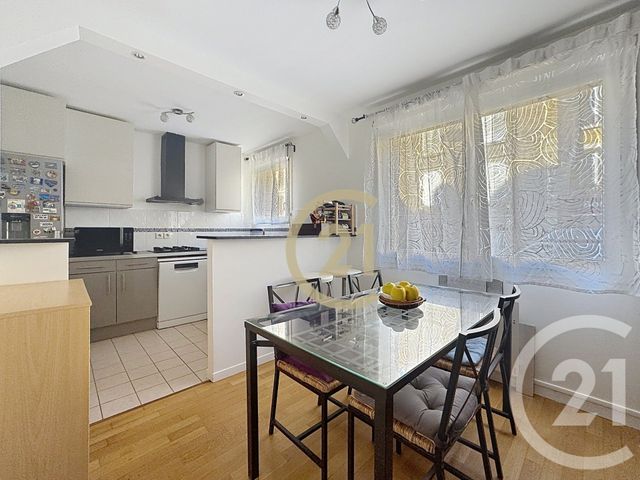 Appartement F3 à vendre - 3 pièces - 57.36 m2 - JUVISY SUR ORGE - 91 - ILE-DE-FRANCE - Century 21 Viry Plein Coeur