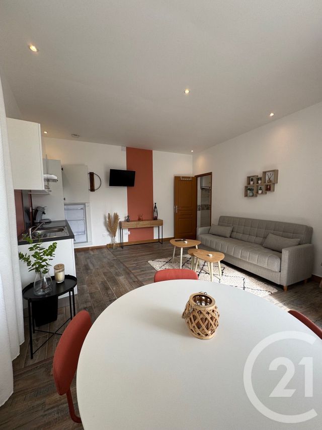 Appartement F2 à louer - 2 pièces - 42.0 m2 - CHAMPCUEIL - 91 - ILE-DE-FRANCE - Century 21 Viry Plein Coeur