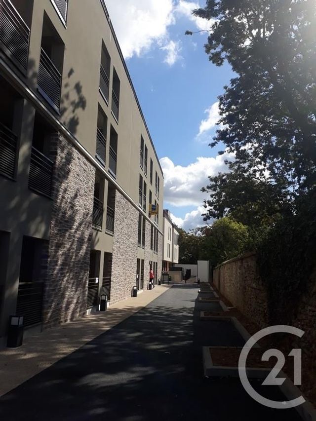 Appartement F1 à louer - 1 pièce - 37.0 m2 - JUVISY SUR ORGE - 91 - ILE-DE-FRANCE - Century 21 Viry Plein Coeur