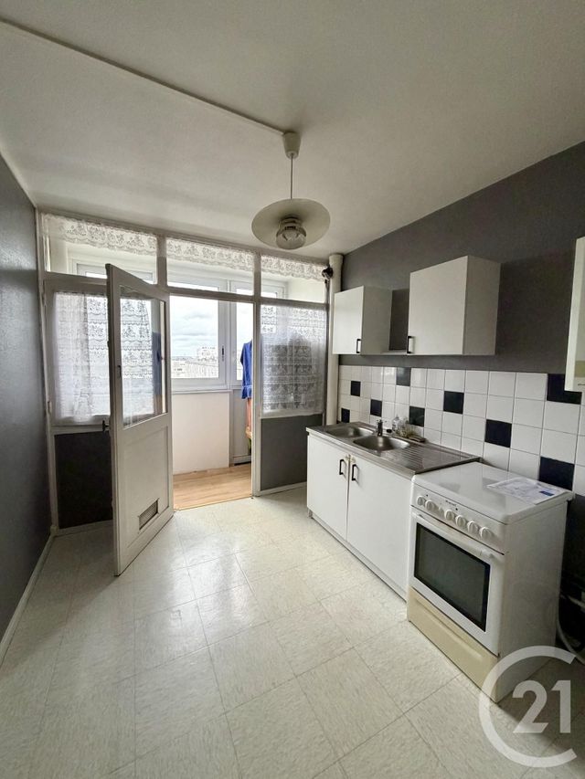 Appartement F4 à vendre - 4 pièces - 71.08 m2 - VIRY CHATILLON - 91 - ILE-DE-FRANCE - Century 21 Viry Plein Coeur