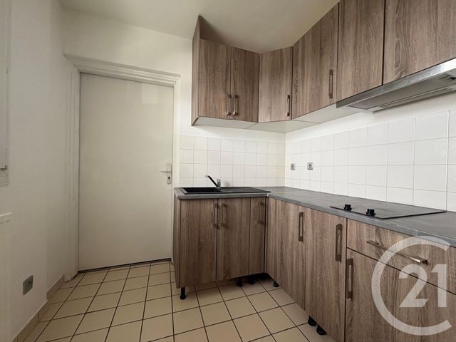 Appartement Studio à louer - 1 pièce - 38.28 m2 - EVRY - 91 - ILE-DE-FRANCE - Century 21 Viry Plein Coeur