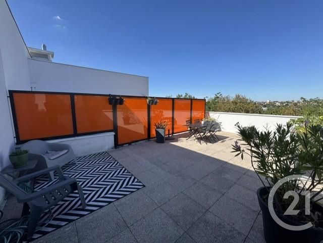 Appartement à vendre - 3 pièces - 61.57 m2 - VIRY CHATILLON - 91 - ILE-DE-FRANCE - Century 21 Viry Plein Coeur