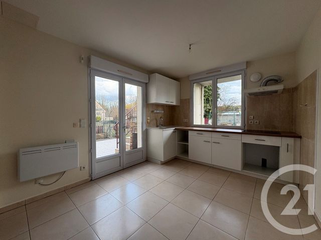 Appartement F2 à louer - 2 pièces - 40.51 m2 - GRIGNY - 91 - ILE-DE-FRANCE - Century 21 Viry Plein Coeur