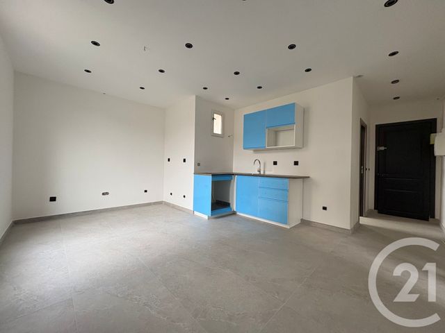 Appartement F2 à louer - 2 pièces - 38.4 m2 - CHOISY LE ROI - 94 - ILE-DE-FRANCE - Century 21 Viry Plein Coeur