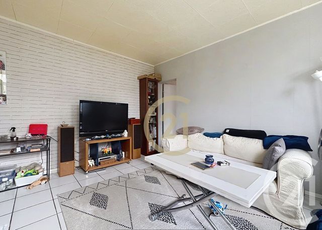 Appartement F2 à vendre - 2 pièces - 41.0 m2 - VIRY CHATILLON - 91 - ILE-DE-FRANCE - Century 21 Viry Plein Coeur