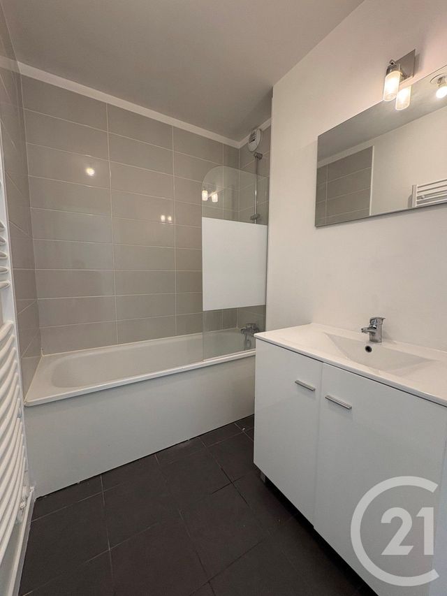 Appartement F3 à louer - 3 pièces - 53.17 m2 - PALAISEAU - 91 - ILE-DE-FRANCE - Century 21 Viry Plein Coeur
