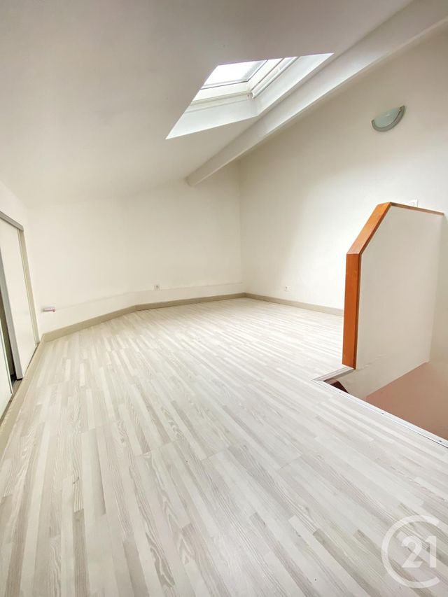 Appartement F1 à louer - 1 pièce - 25.52 m2 - VILLIERS SUR ORGE - 91 - ILE-DE-FRANCE - Century 21 Viry Plein Coeur