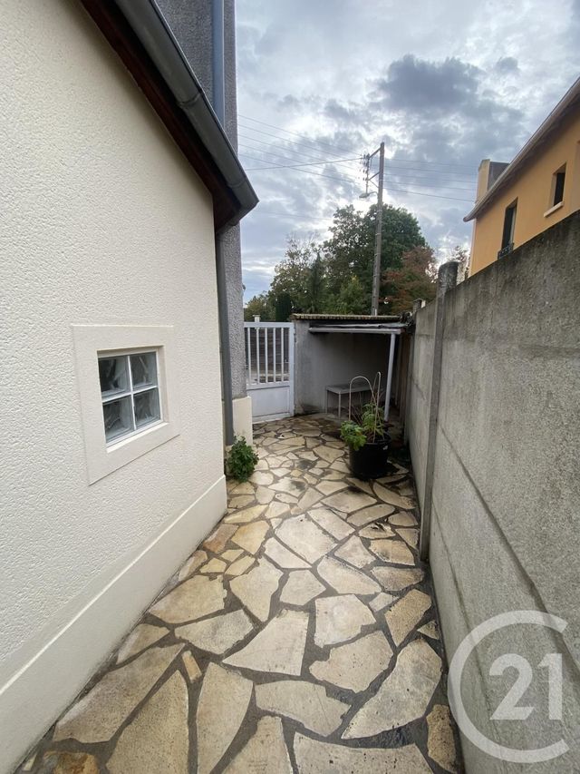 Appartement F1 à louer - 1 pièce - 25.52 m2 - VILLIERS SUR ORGE - 91 - ILE-DE-FRANCE - Century 21 Viry Plein Coeur