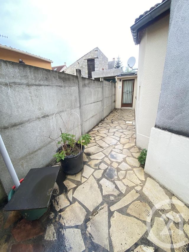 Appartement F1 à louer - 1 pièce - 25.52 m2 - VILLIERS SUR ORGE - 91 - ILE-DE-FRANCE - Century 21 Viry Plein Coeur