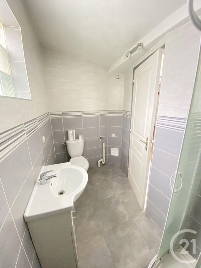 Appartement F1 à louer - 1 pièce - 25.52 m2 - VILLIERS SUR ORGE - 91 - ILE-DE-FRANCE - Century 21 Viry Plein Coeur