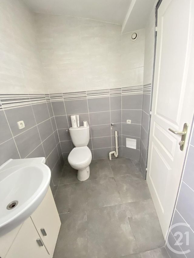 Appartement F1 à louer - 1 pièce - 25.52 m2 - VILLIERS SUR ORGE - 91 - ILE-DE-FRANCE - Century 21 Viry Plein Coeur