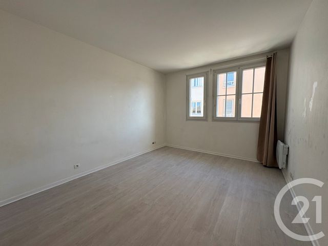 Appartement F5 à louer - 5 pièces - 93.09 m2 - VIRY CHATILLON - 91 - ILE-DE-FRANCE - Century 21 Viry Plein Coeur