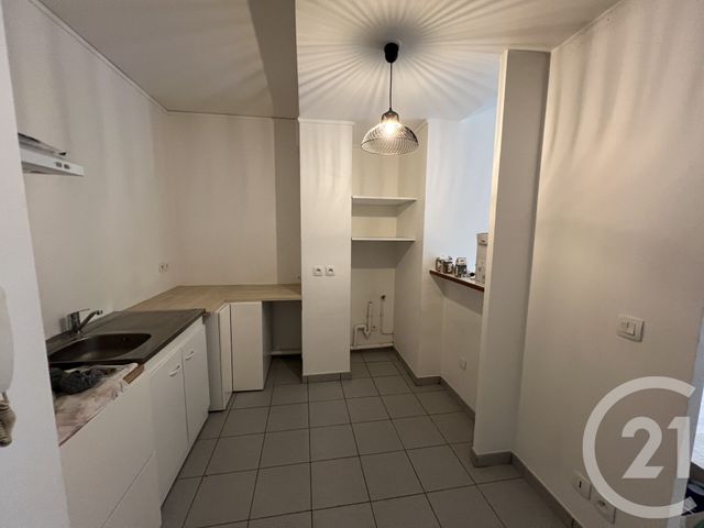 Appartement F2 à louer - 2 pièces - 46.9 m2 - JUVISY SUR ORGE - 91 - ILE-DE-FRANCE - Century 21 Viry Plein Coeur
