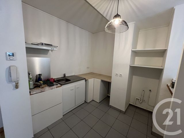 Appartement F2 à louer - 2 pièces - 46.9 m2 - JUVISY SUR ORGE - 91 - ILE-DE-FRANCE - Century 21 Viry Plein Coeur
