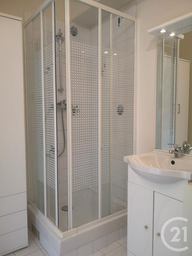 Appartement Studio à louer - 1 pièce - 30.49 m2 - ST MICHEL SUR ORGE - 91 - ILE-DE-FRANCE - Century 21 Viry Plein Coeur