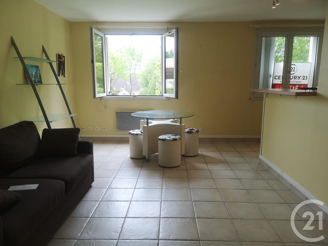 Appartement Studio à louer - 1 pièce - 30.49 m2 - ST MICHEL SUR ORGE - 91 - ILE-DE-FRANCE - Century 21 Viry Plein Coeur