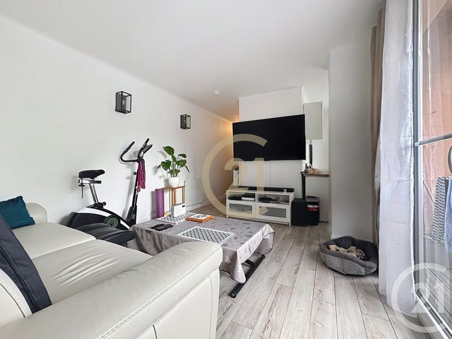 Appartement F2 à vendre - 2 pièces - 33.0 m2 - VIRY CHATILLON - 91 - ILE-DE-FRANCE - Century 21 Viry Plein Coeur