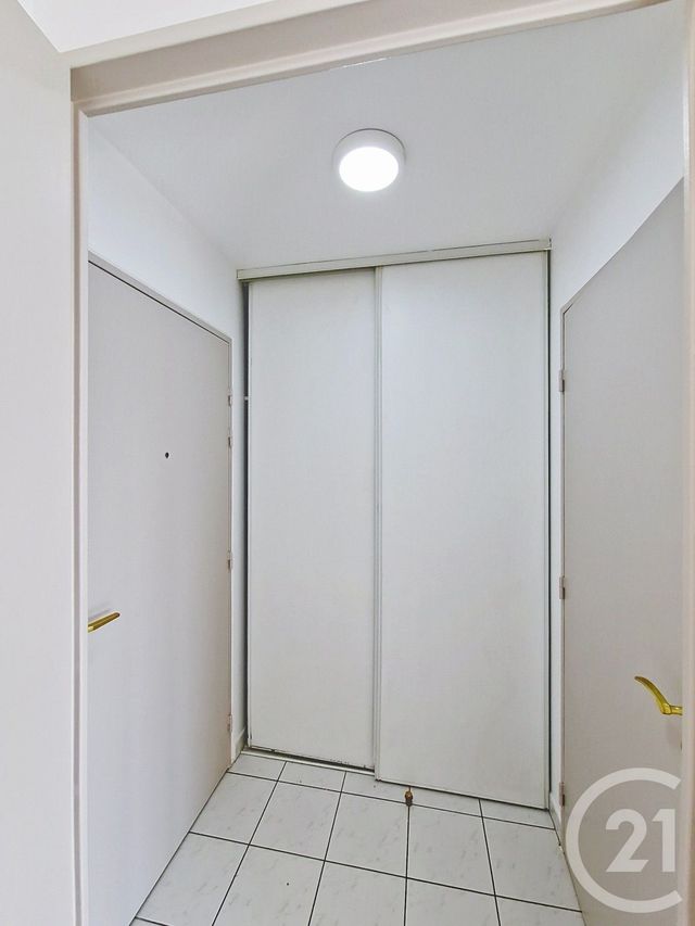 Appartement F2 à louer - 2 pièces - 38.53 m2 - VIRY CHATILLON - 91 - ILE-DE-FRANCE - Century 21 Viry Plein Coeur