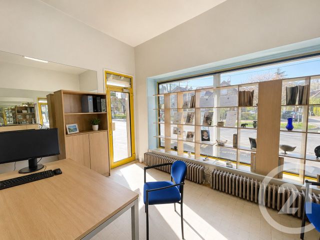 Appartement Local à louer - 2 pièces - 42.37 m2 - ATHIS MONS - 91 - ILE-DE-FRANCE - Century 21 Viry Plein Coeur