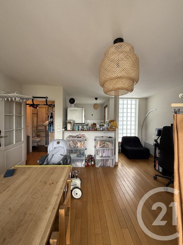 Appartement F3 à louer - 3 pièces - 59.0 m2 - PARIS - 75013 - ILE-DE-FRANCE - Century 21 Viry Plein Coeur
