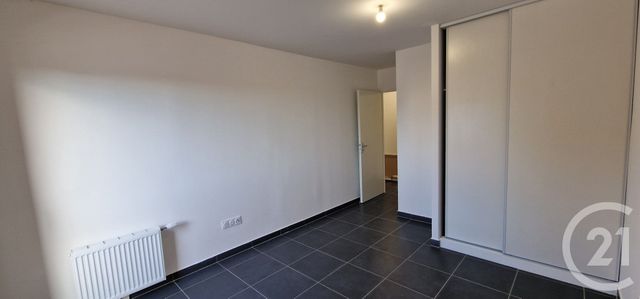 Appartement F2 à louer - 2 pièces - 46.92 m2 - VIRY CHATILLON - 91 - ILE-DE-FRANCE - Century 21 Viry Plein Coeur