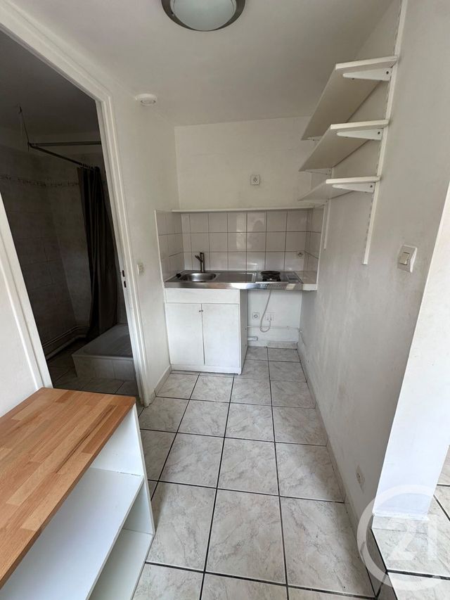Appartement F1 à louer - 1 pièce - 19.89 m2 - VILLEJUIF - 94 - ILE-DE-FRANCE - Century 21 Viry Plein Coeur