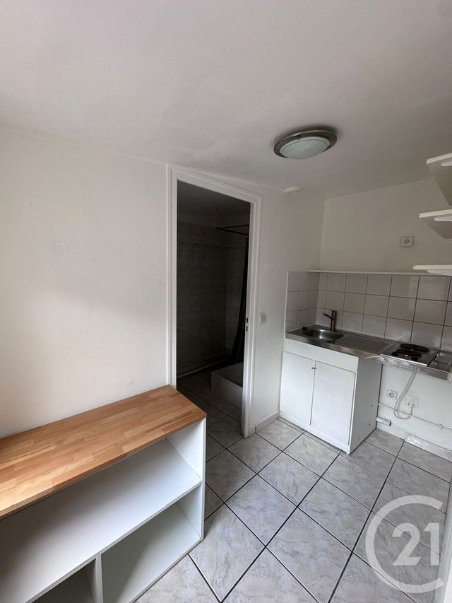 Appartement F1 à louer - 1 pièce - 19.89 m2 - VILLEJUIF - 94 - ILE-DE-FRANCE - Century 21 Viry Plein Coeur