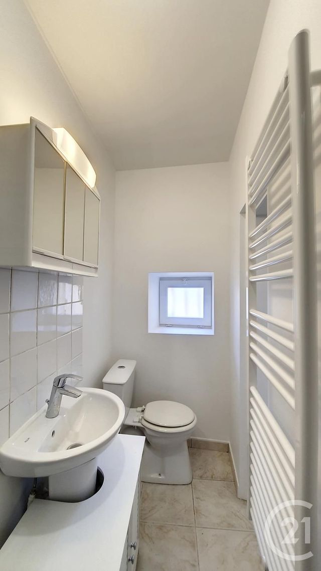 Appartement F2 à louer - 2 pièces - 32.0 m2 - VIRY CHATILLON - 91 - ILE-DE-FRANCE - Century 21 Viry Plein Coeur