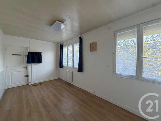 Appartement Studio à vendre - 1 pièce - 15.85 m2 - VIRY CHATILLON - 91 - ILE-DE-FRANCE - Century 21 Viry Plein Coeur