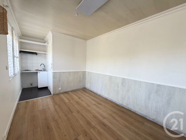 Appartement Studio à vendre - 1 pièce - 15.85 m2 - VIRY CHATILLON - 91 - ILE-DE-FRANCE - Century 21 Viry Plein Coeur