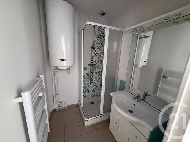 Appartement à louer - 2 pièces - 39.71 m2 - PARAY VIEILLE POSTE - 91 - ILE-DE-FRANCE - Century 21 Viry Plein Coeur