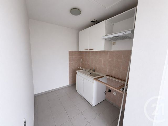 Appartement à louer - 2 pièces - 39.71 m2 - PARAY VIEILLE POSTE - 91 - ILE-DE-FRANCE - Century 21 Viry Plein Coeur