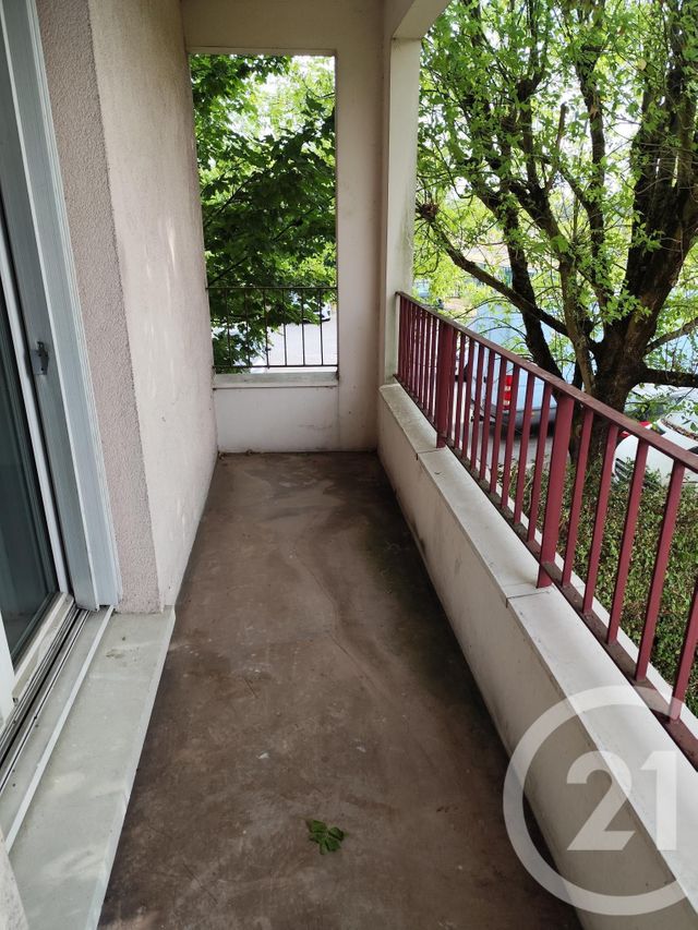 Appartement F2 à louer - 2 pièces - 50.0 m2 - VIRY CHATILLON - 91 - ILE-DE-FRANCE - Century 21 Viry Plein Coeur