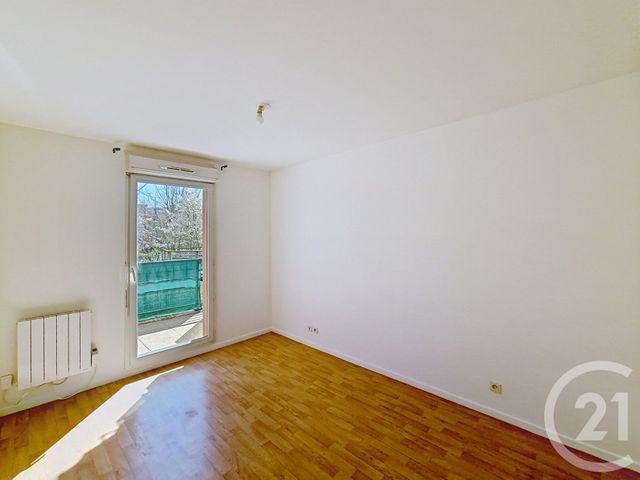 Appartement F3 à louer - 3 pièces - 61.07 m2 - LONGJUMEAU - 91 - ILE-DE-FRANCE - Century 21 Viry Plein Coeur