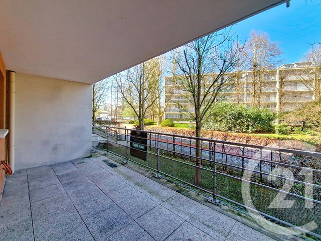 Appartement F3 à louer - 3 pièces - 61.07 m2 - LONGJUMEAU - 91 - ILE-DE-FRANCE - Century 21 Viry Plein Coeur