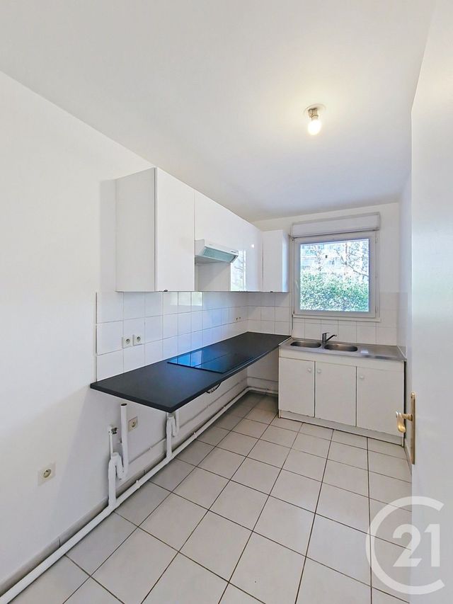 Appartement F3 à louer - 3 pièces - 61.07 m2 - LONGJUMEAU - 91 - ILE-DE-FRANCE - Century 21 Viry Plein Coeur
