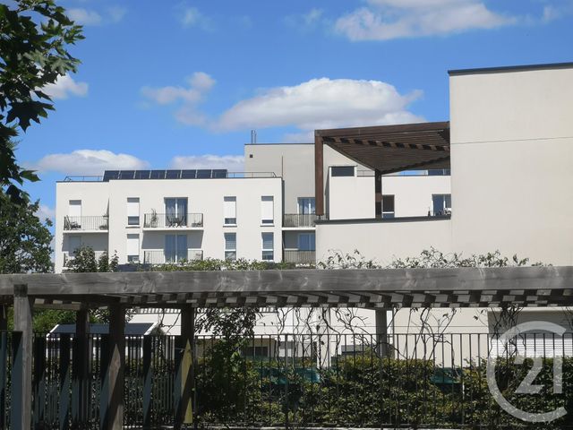Appartement F2 à louer - 3 pièces - 53.57 m2 - FLEURY MEROGIS - 91 - ILE-DE-FRANCE - Century 21 Viry Plein Coeur