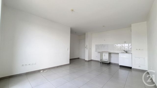 Appartement F2 à louer FLEURY MEROGIS