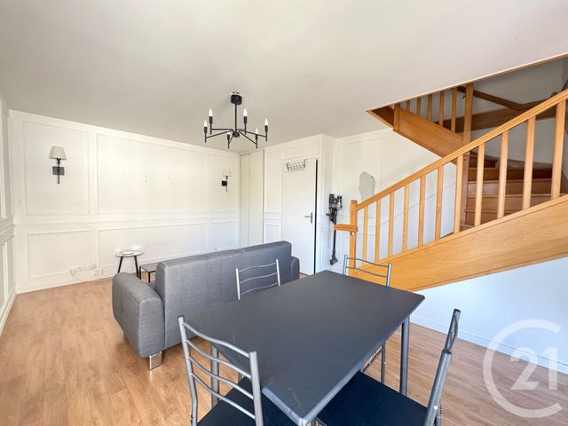 Appartement Duplex à louer - 3 pièces - 52.88 m2 - ATHIS MONS - 91 - ILE-DE-FRANCE - Century 21 Viry Plein Coeur